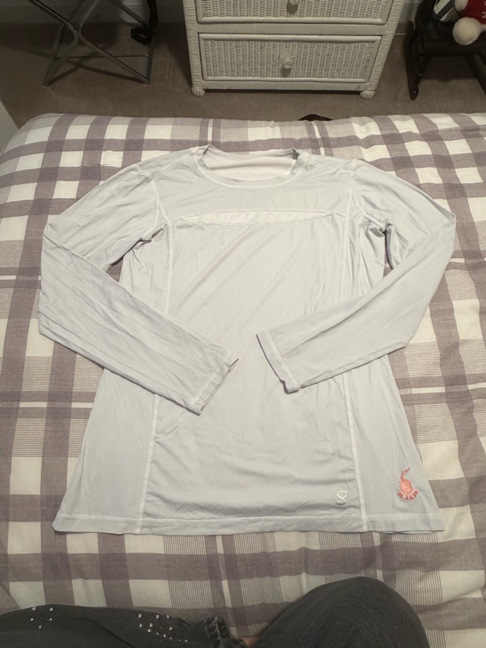 White Athletic Long Sleeve Tee with Subtle Embroideryu